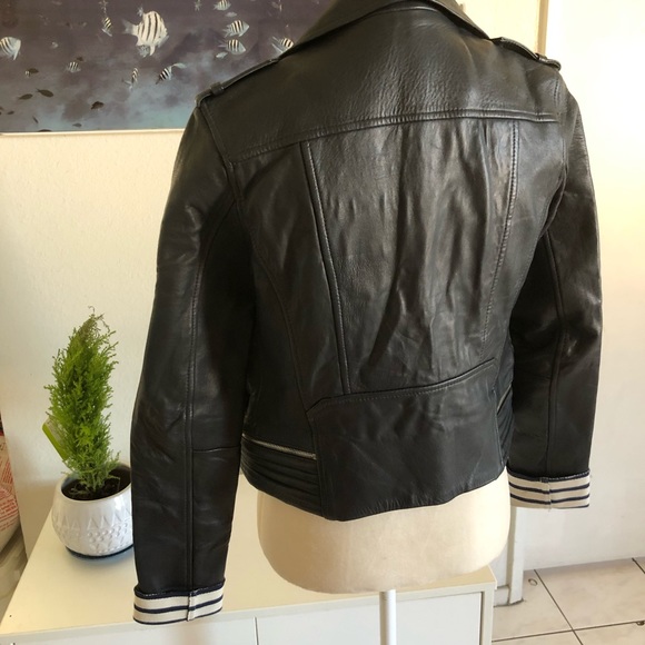 Excellent Condition 💯 black leather Moto Jacket - Picture 5 of 15